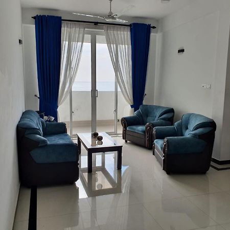 New 2 Bedroom Apartment, 100M Away From The Beach Dehiwala-Mont Lavinia Extérieur photo