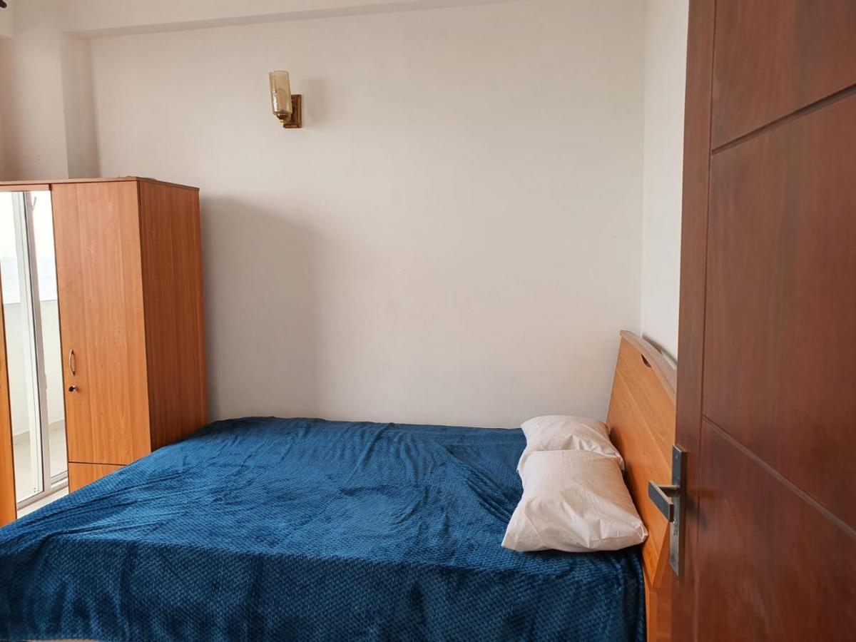 New 2 Bedroom Apartment, 100M Away From The Beach Dehiwala-Mont Lavinia Extérieur photo
